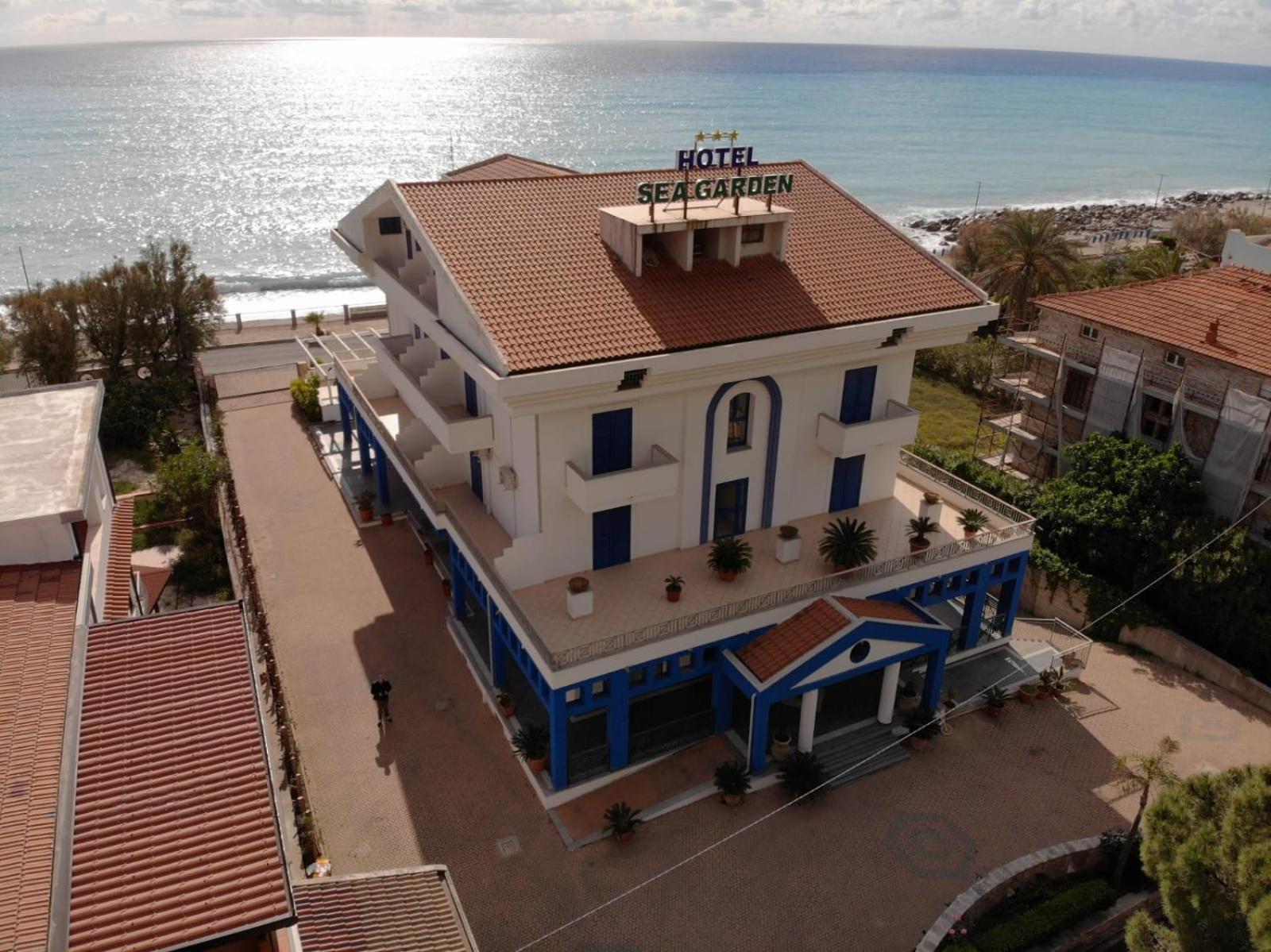 אקואפסה Sea Garden Hotel מראה חיצוני תמונה