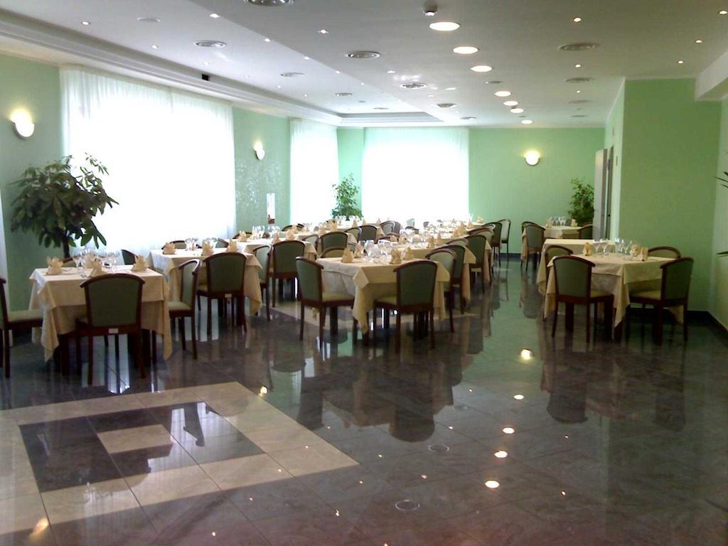 אקואפסה Sea Garden Hotel מראה חיצוני תמונה