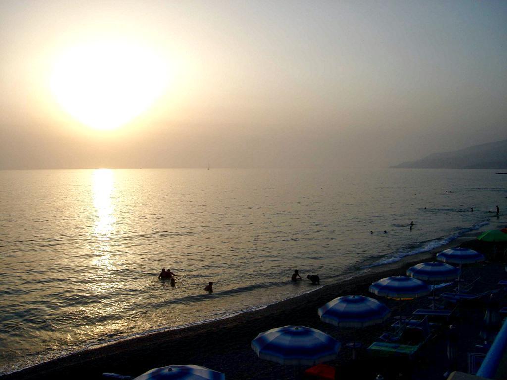 אקואפסה Sea Garden Hotel מראה חיצוני תמונה
